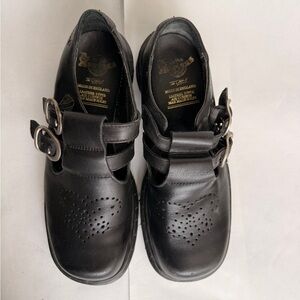 Vintage Dr. Martens Mary Jane Shoes – Made in England – Black Leather – UK5 US7